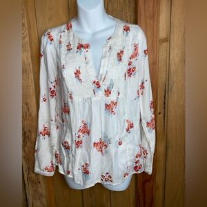 Lucky Brand White with red flowers Blouse, Size XS (LS30)